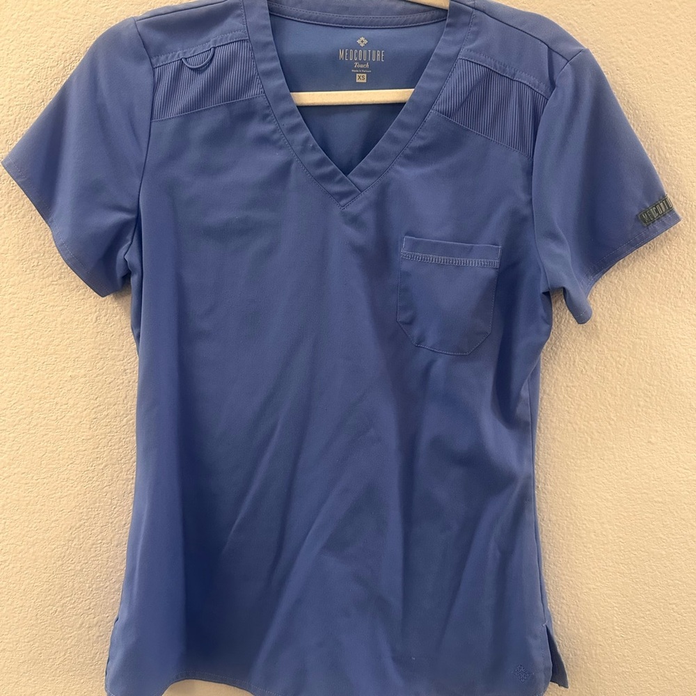 Med Couture Women's Short Sleeve ceil Blue scrub top